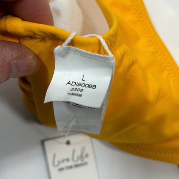NWT Cupshe padded, yellow top w/summer Mae’s black Boy, short bikini, bottom - Picture 5 of 10